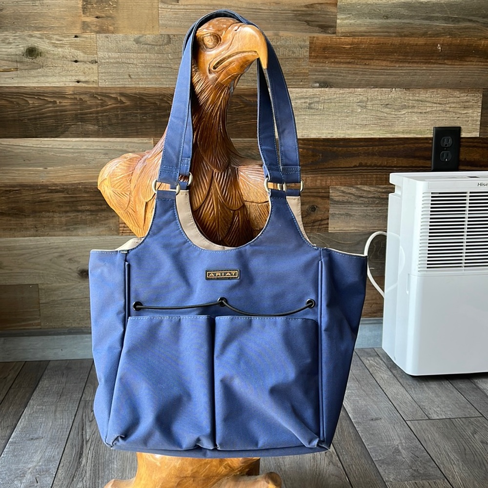[Ariat] Blue Bag